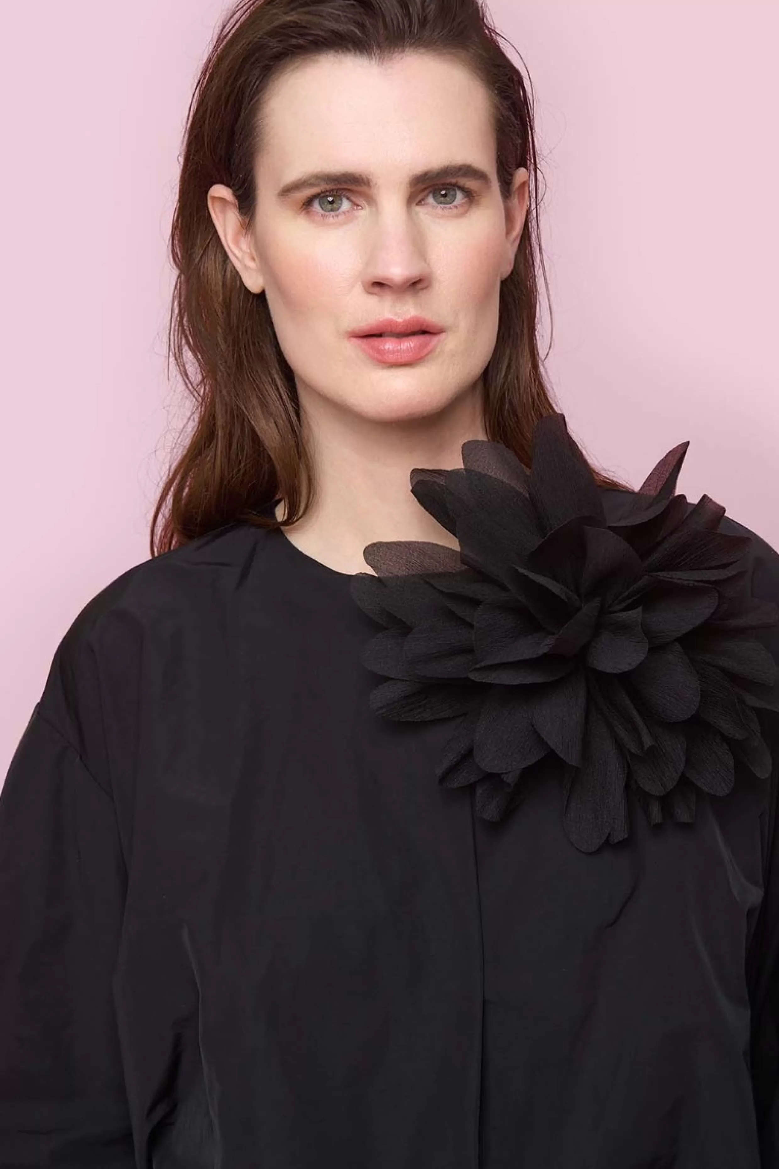 Accessories>BITTE KAI RAND Fabric flower broche BLACK