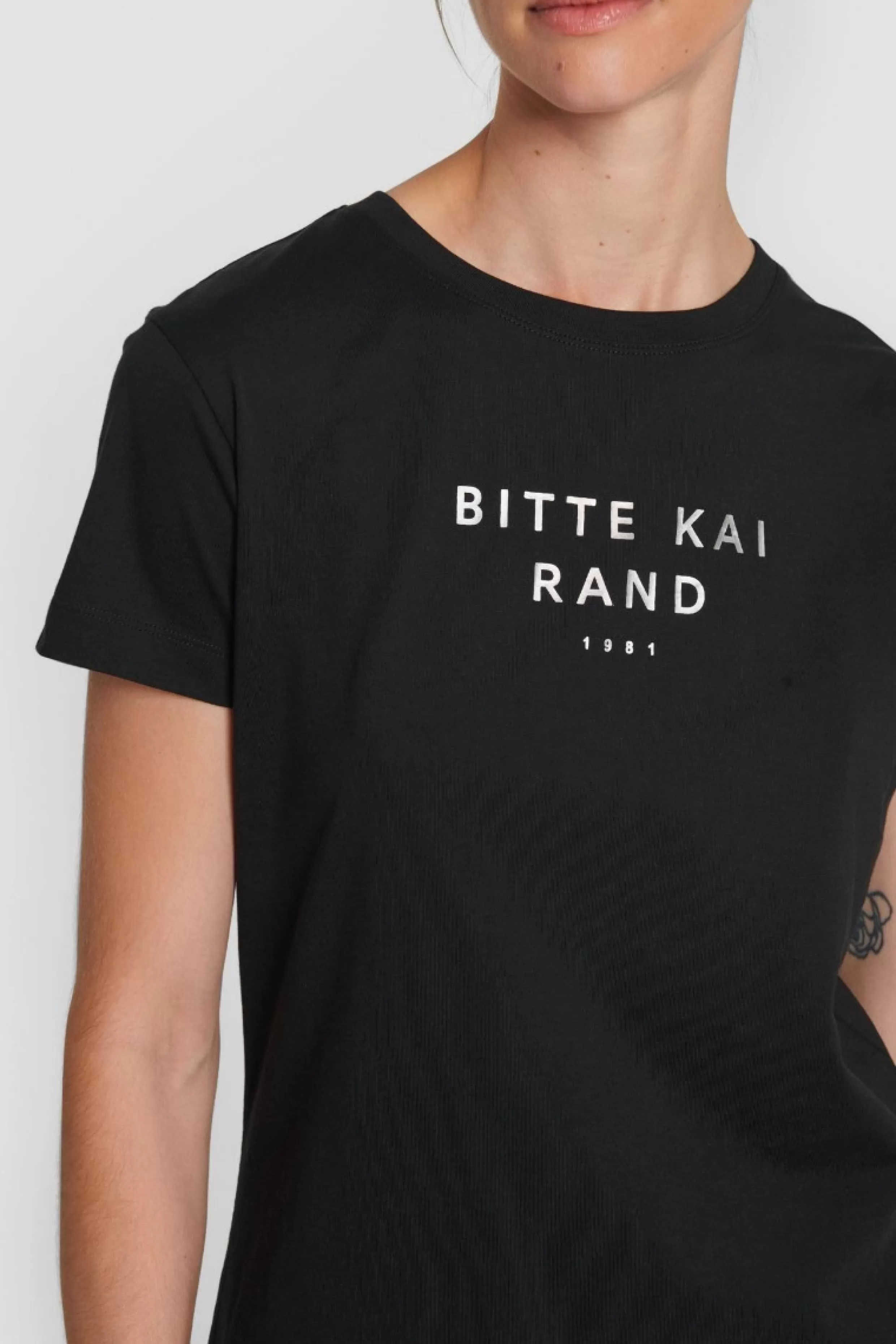 T-shirts & Toppe>BITTE KAI RAND Foil logo t-shirt BLACK/METAL